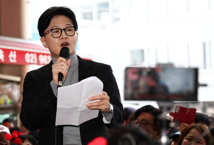 한동훈 "부산 북갑에 전세 계약…끝까지 부산서 정치하며 보수 재건 동남풍 일으킬 것"