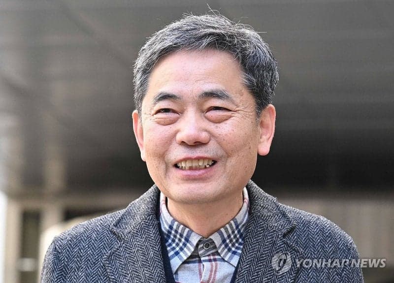 '50억 퇴직금' 곽상도 뇌물 혐의 항소심 21개월 만 재개…'후행 사건' 병합 여부 쟁점