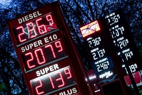 브렌트유 현물 132달러, 선물 99달러…사상 최대 격차 왜?