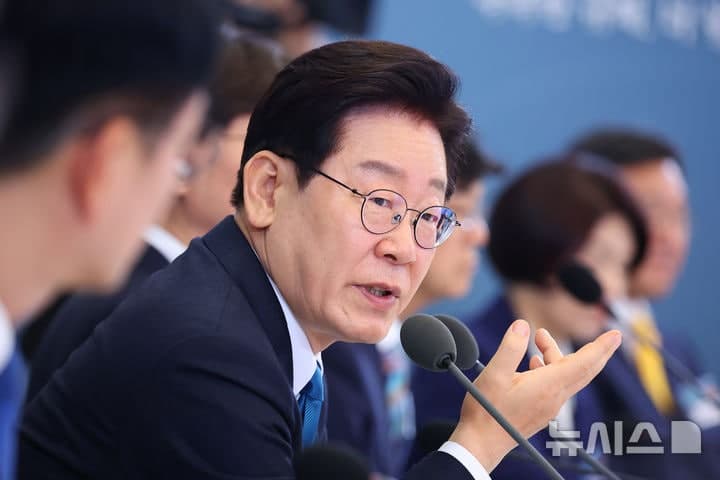 첨단산업 네거티브 규제 전환, 지역 특구로 성장 잠재력 회복