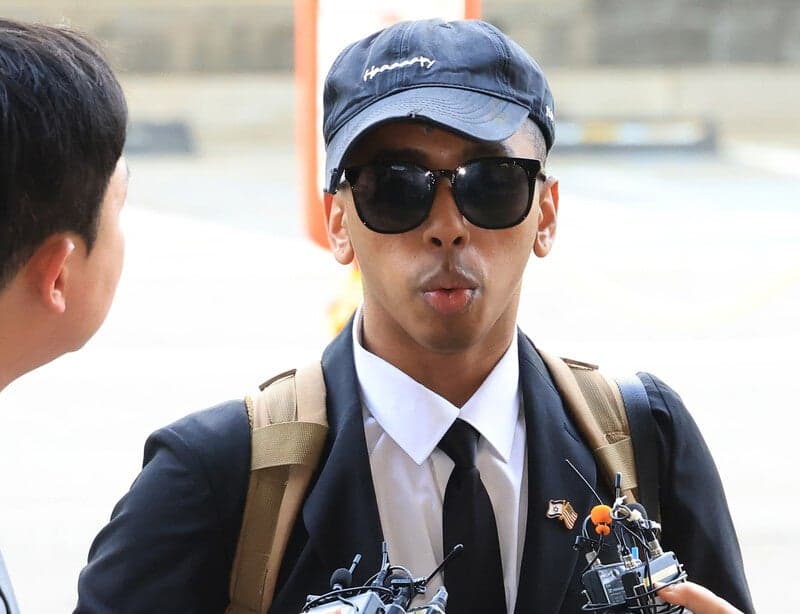 소녀상 모욕 美 유튜버, 징역 6개월 법정구속