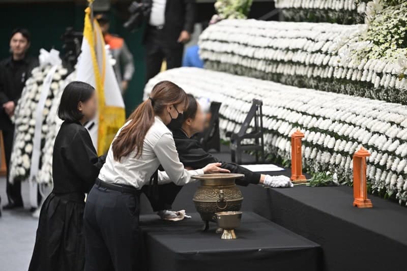 “한국말 몰라요” 소방관 2명 순직 완도 냉동창고 화재, 토치 사용 중국인 구속