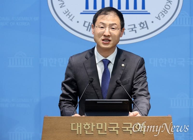 평택行 조국에 '범진보 선거연대' 격랑…울산시장 단일화도 혼돈 속 "울산이 영향 받아선 안 돼"