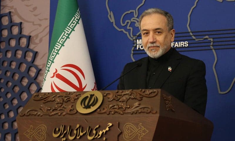 中 외교, 이란 외무와 통화 "휴전·평화협상 모멘텀 유지 지지"…이란 외무 "美와 평화적 협상 의향 있다"