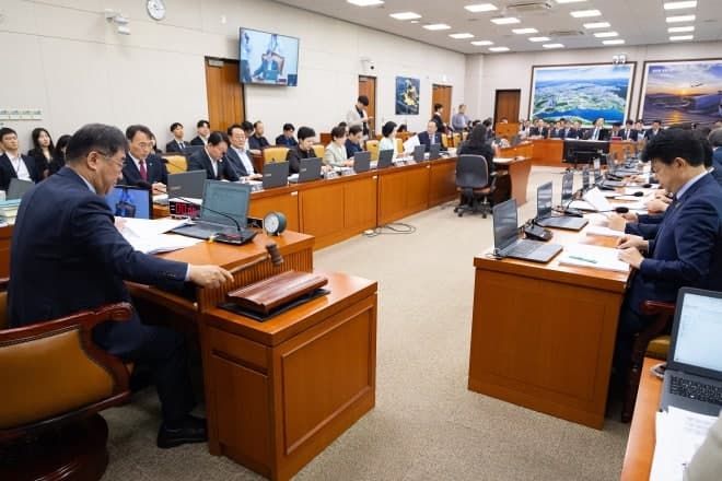 "보증금 최소 3분의 1 보장" 전세사기 특별법, 여야 합의로 국토위 통과