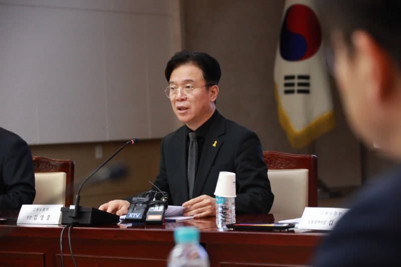 정부, 공공부문 '다단계 하도급' 퇴출…2년 계약 보장 및 고용승계 의무화