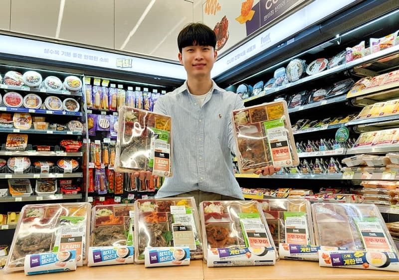 "LA갈비를 편의점에서"…CU, 프리미엄 간편식 '특식선언' 출시