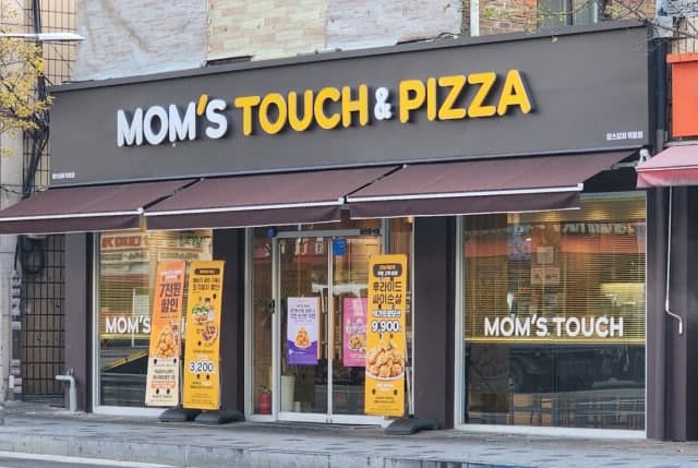 맘스터치, AI로 상권 분석부터 운영까지…"출점·운영 고도화"