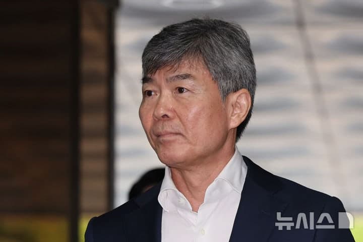 '김건희 측근' 이종호, 변호사법 위반 2심 징역 1년 2개월…소폭 감형