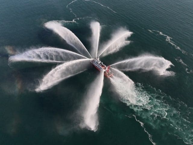 소방청, 부산항에 540톤급 최신예 중형 소방정 '소방 501호' 투입 "국가 항만 안전 지킨다"