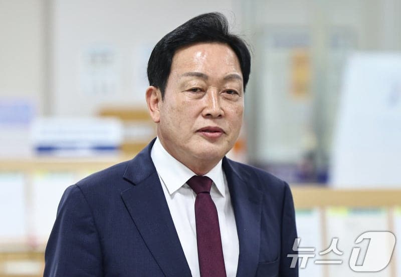 '양평 개발 특혜' 김건희 일가·김선교 재판 본격 시작…최은순 법정 고성