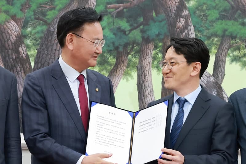 여야, 광주 광역 중대선거구제 첫 도입 합의