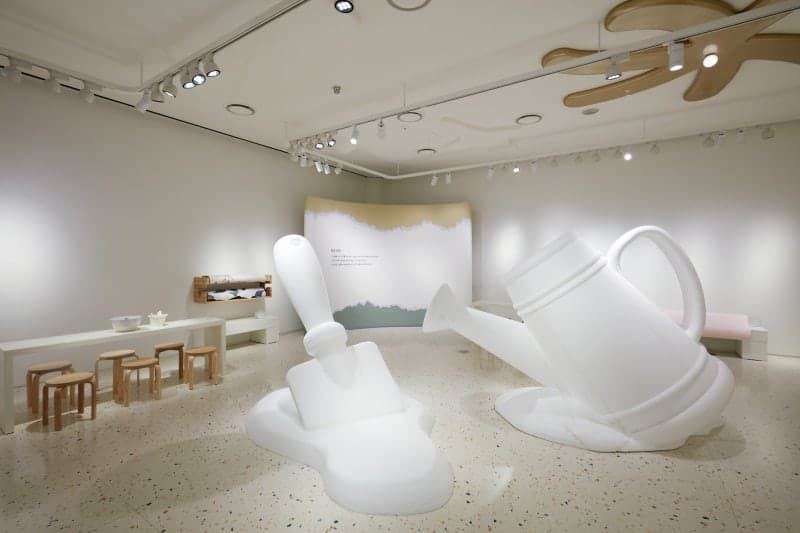 현대프리미엄아울렛 스페이스원, 관객이 꾸미는 체험형 전시 '조각정원' 선보여