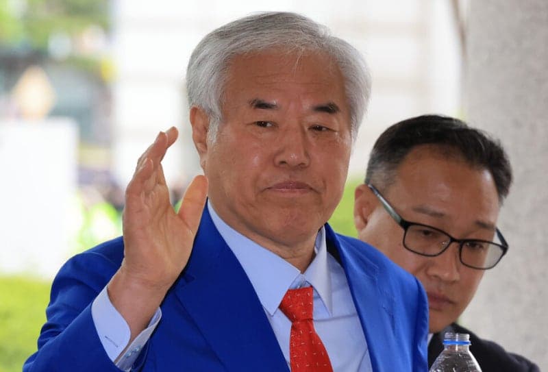 전광훈 "오줌도 내 힘으로 못 싸는 중환자"…서부지법 사태 혐의 부인