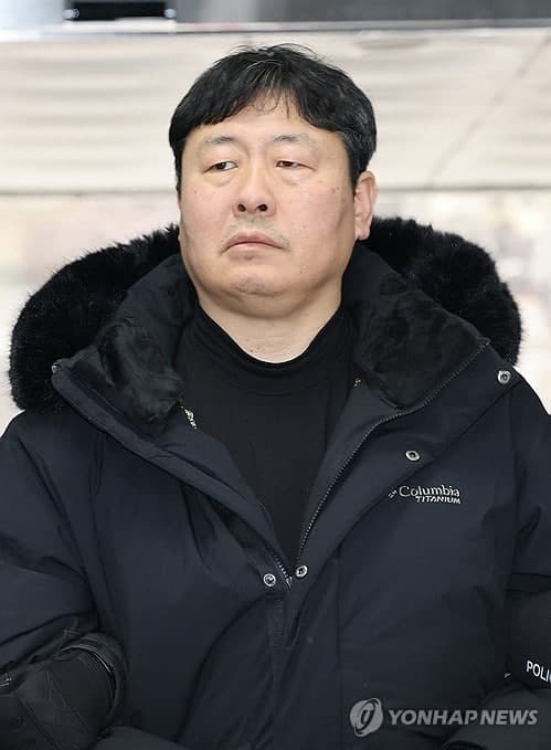 '농성 중 체포' 해임교사 등 9명 석방…시위대 3명 구속 기로