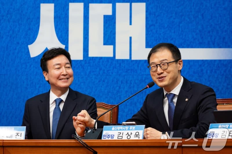 민주당, '1호 인재' 전태진 변호사 영입…울산 남갑 보궐 출마