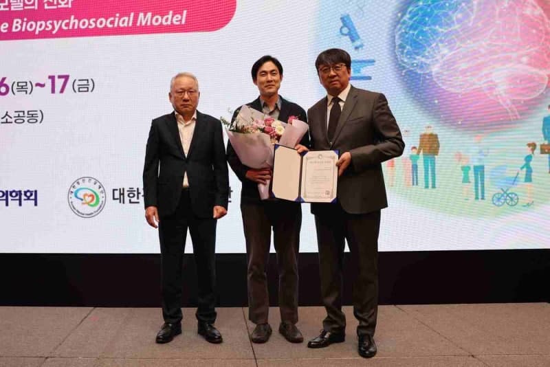 동화약품-대한신경정신의학회, '정신건강 대중화' 기여 정정엽 원장 '윤도준 의학상' 선정