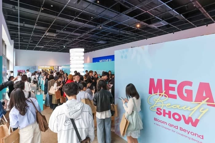 “화장품으로 가방이 무거워요”…쿠팡, 성수 ‘메가뷰티쇼’ 열기 후끈