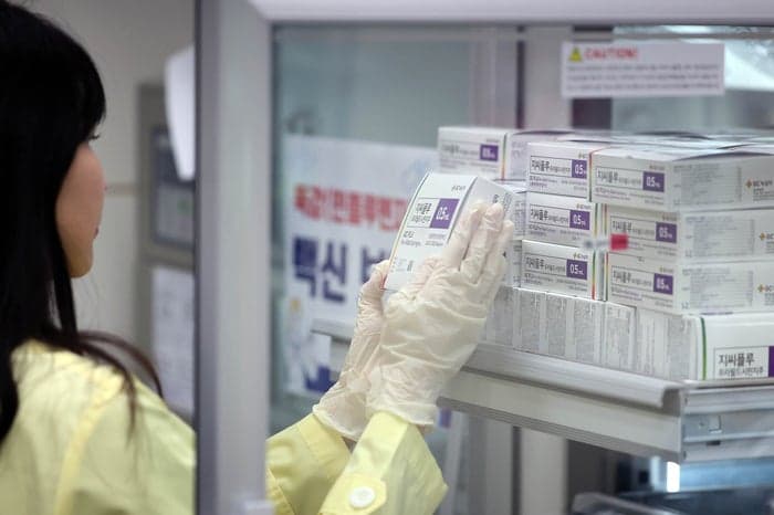 질병청-건보, 첫 '인플루엔자 보고서' 발간…"고령층 접종시 81% 사망 예방"