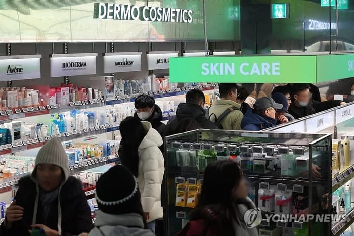 K뷰티, 미국·유럽 수출 성장세에 화장품주 강세…코스맥스 6%대 급등