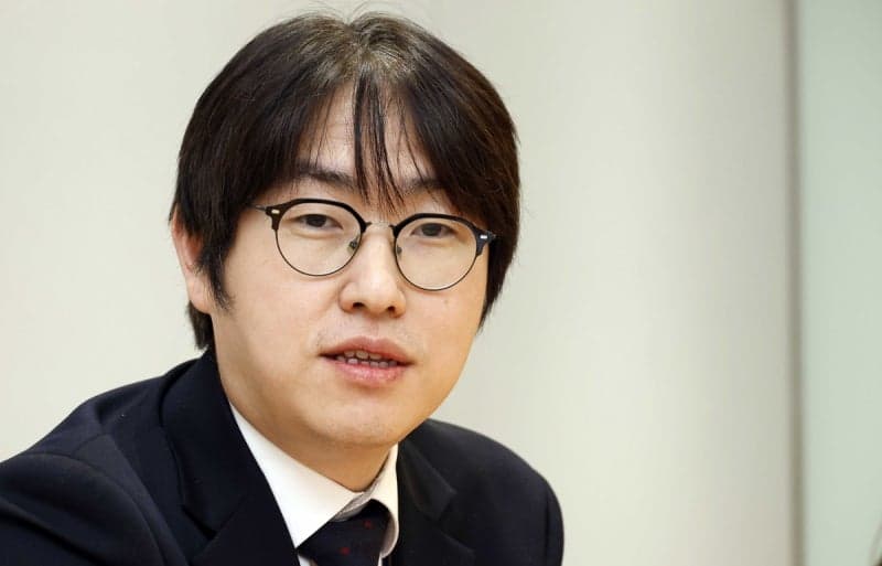 하정우 차출 지지부진에…민주당 일각 "부산북갑 보선 없애자"