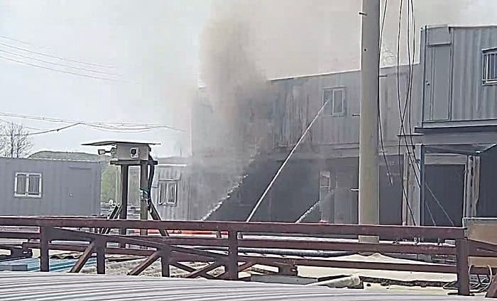 “공장 지나는데 악취가…” 오산 접착제 공장서 화학물질 누출 의심 신고…당국 대응 중