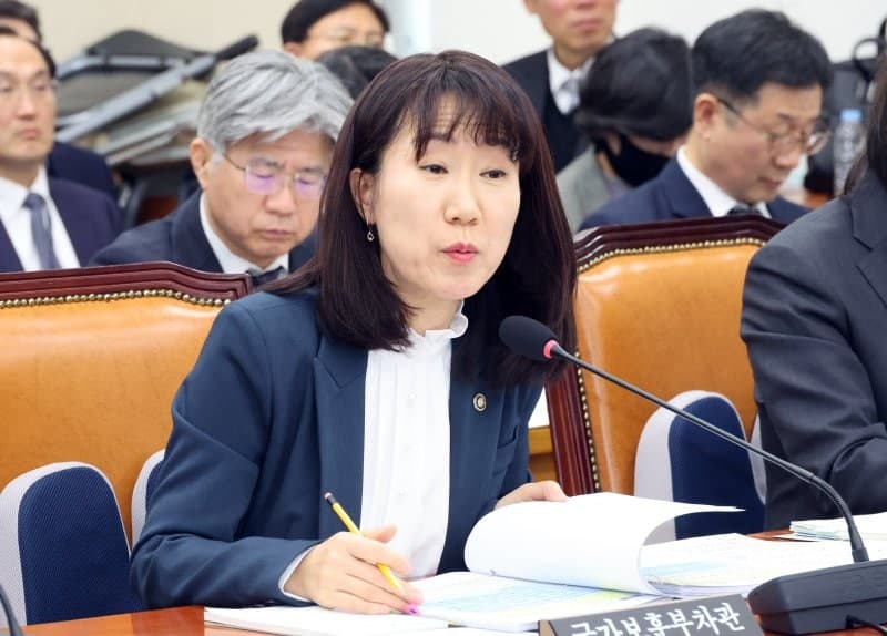 "국가가 할 일 대신해 주셔서 감사합니다" 보훈차관, 유공자 무료 식사 식당 방문해 감사 전해