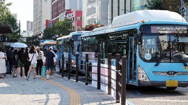 "기름값 무서워" 부산 대중교통 이용객 '하루 200만명' 육박