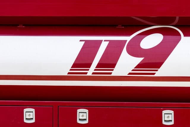 “브레이크 고장 나” 오산 식자재마트로 1톤 화물차 돌진…2명 경상