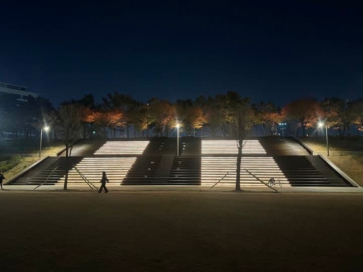 구로구, 안양천에 40m '계단형 제방 휴게 공간' 조성