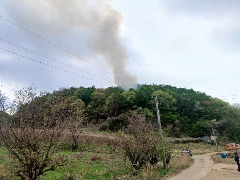 경북 문경·영양서 산불 3건 잇따라 발생, 헬기 투입해 신속 진화
