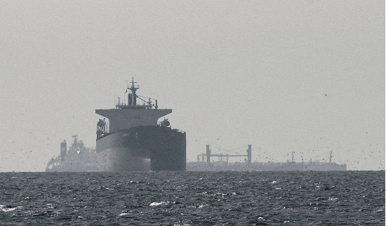 이란 이슬람혁명수비대 "호르무즈 해협 18일 저녁부터 폐쇄...접근하면 공격" 초강수