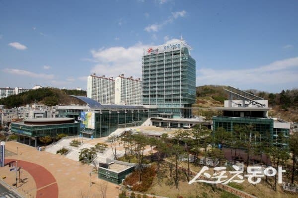 포항시, 철강·금속 산업 AX 전환 본격화…AI 기반 제조혁신 추진