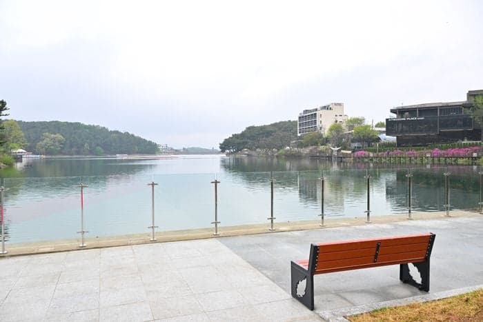 포천시, '고모호수공원 리뉴얼 사업' 준공…시민 휴식형 수변공간으로 탈바꿈