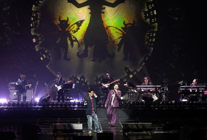 “문 열리자 감정이 밀려왔다”…이적-김진표, 20년 만에 다시 뭉친 ‘패닉’ 무대 복귀