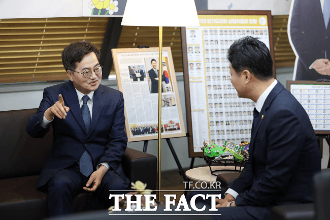 김동연, 업무 복귀 첫 행보로 경기도의회 방문…"민생 추경 신속 처리" 요청