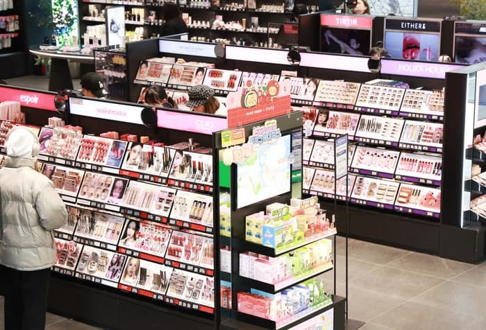 K-뷰티 수출 '신기록' 31억달러 역대 최대…정부, 현장 고충 풀고 공급망 안정 총력