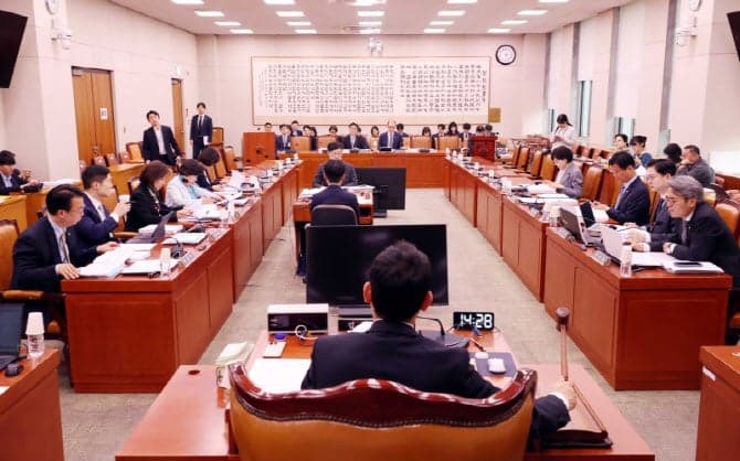 법사위, 집단소송법 본격 논의 착수…'소급 적용' 최대 쟁점 부상