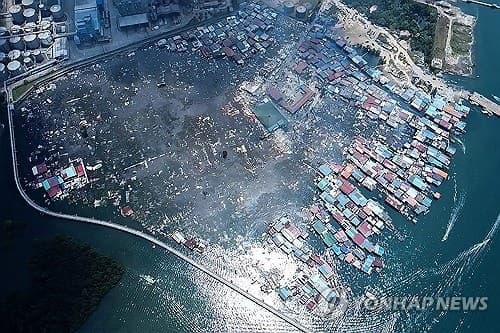 말레이시아 수상가옥 빈민촌에 큰불…집 1천여채 전소