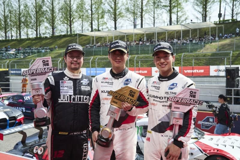 금호타이어, 슈퍼레이스 개막 더블라운드 1·2·3위 싹쓸이 포디엄 석권