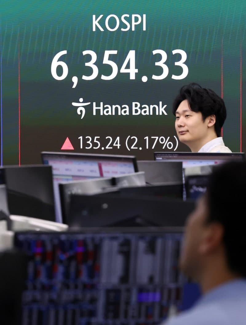 '전쟁보단 실적'? 코스피 신고가 '우르르'…종전 기대감에 반도체·전력株 질주