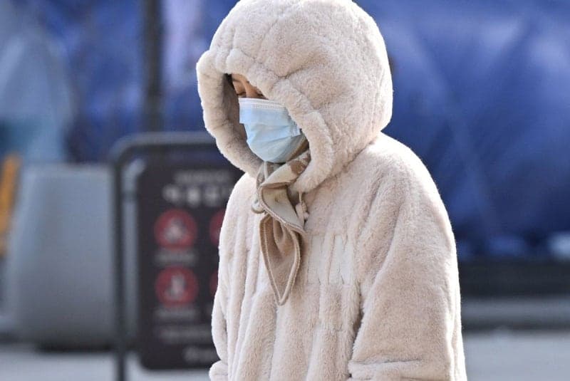 '최저 2도' 쌀쌀한 출근길…황사 겹쳐 미세먼지 '매우 나쁨'