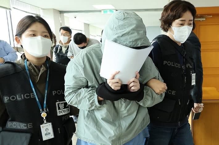 '캄보디아 송환' 보이스피싱 조직원 46명, 1심서 전원 유죄…최고 징역 10년