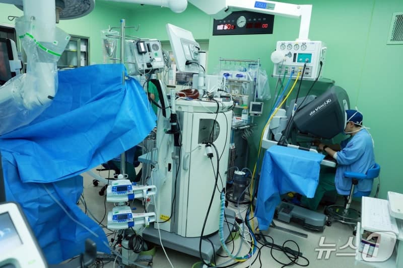 세브란스병원, '세계최초' 로봇수술 5만례 달성…정밀의료 강화