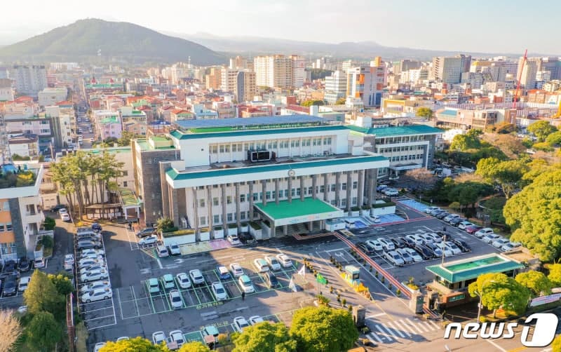 제주, 지구의 날 맞아 다회용기 배달 주문 시 "7000원 할인혜택 드려요"