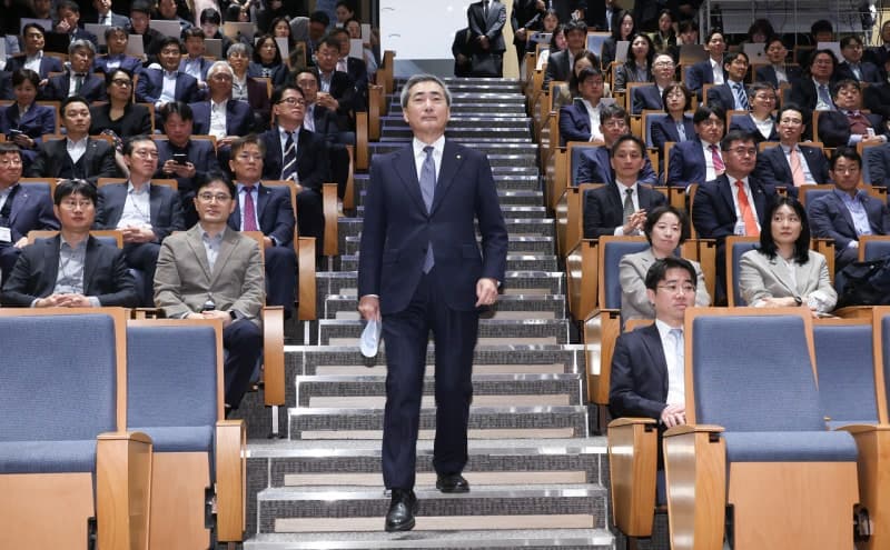 신현송 한은 총재, 물가·금융안정 및 원화 국제화 강조