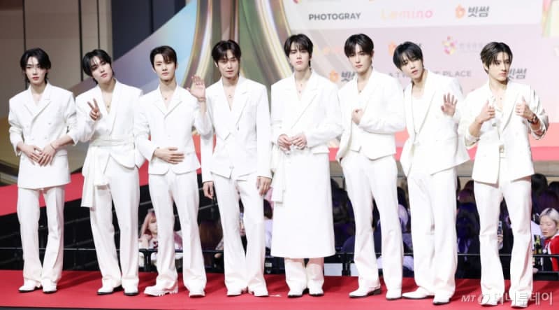 더보이즈 9인, 소속사 대표 횡령 혐의로 고소…소속사 "악의적 선동" "무고" 강경 대응