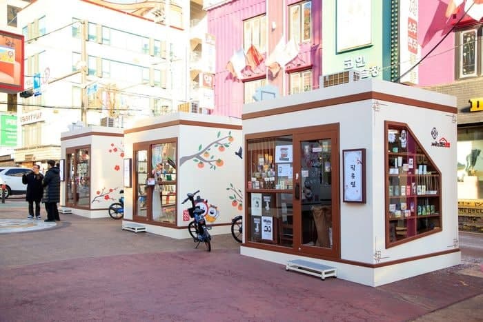 마포구, '청년상인 반년살이' 참여자 2명 모집…레드로드 R5 점포에서 창업 지원