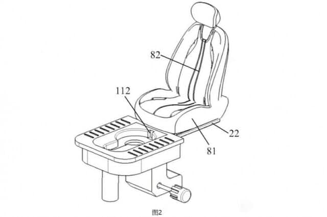 "운전하며 볼일 본다"…中 전기차의 '파격적 특허' 화제, 냄새는 과연?