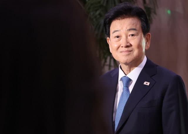 李대통령 "구성 핵시설은 이미 공개된 정보"… 정동영 장관 '기밀 누설설' 정면 반박